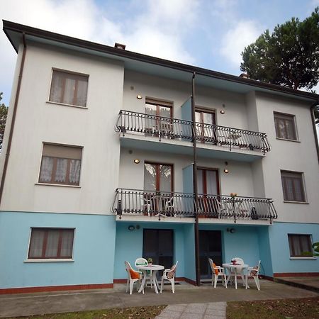 Villa Tiziano Lignano Sabbiadoro Exterior foto